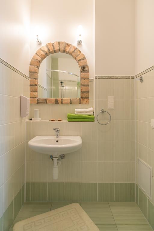 Hotel Viesu Maja Janis Madona Zimmer foto